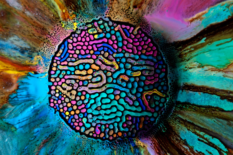 Illustration for article titled Technicolor ferrofluids are a magnetic acid trip